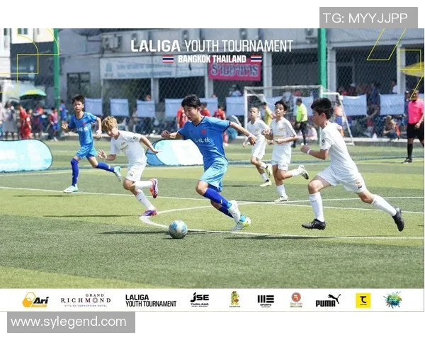 纹小11足球明星的成长之路与未来发展展望